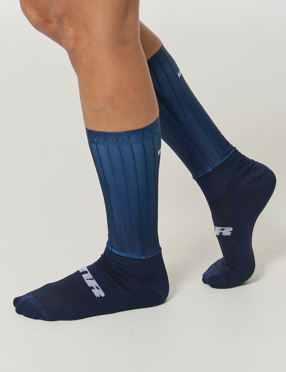 MEDIAS DE CICLISMO AERO UNISEX - AZUL