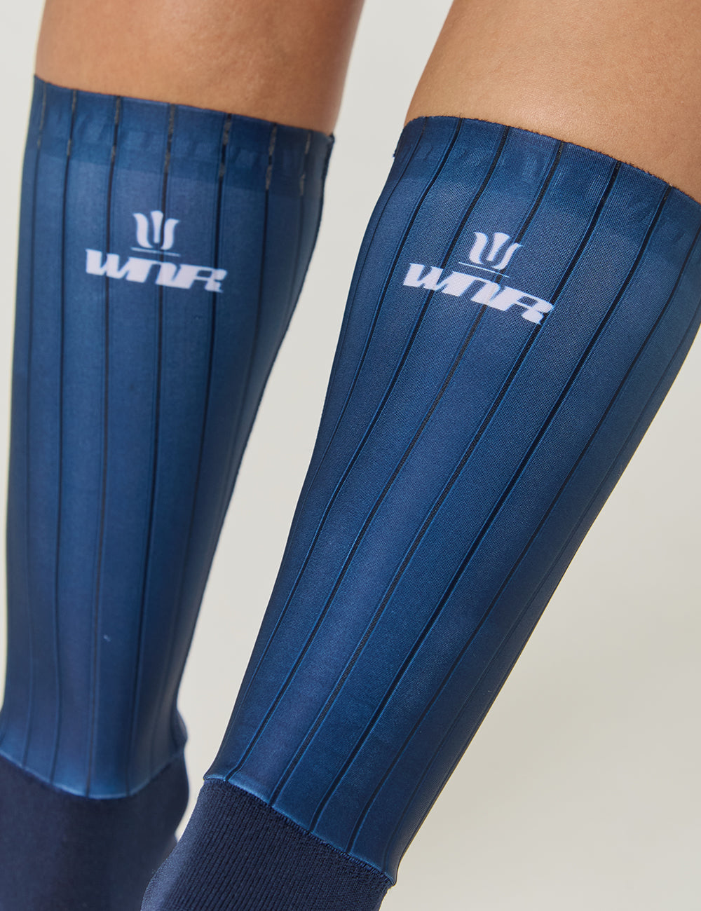 MEDIAS DE CICLISMO AERO UNISEX - AZUL