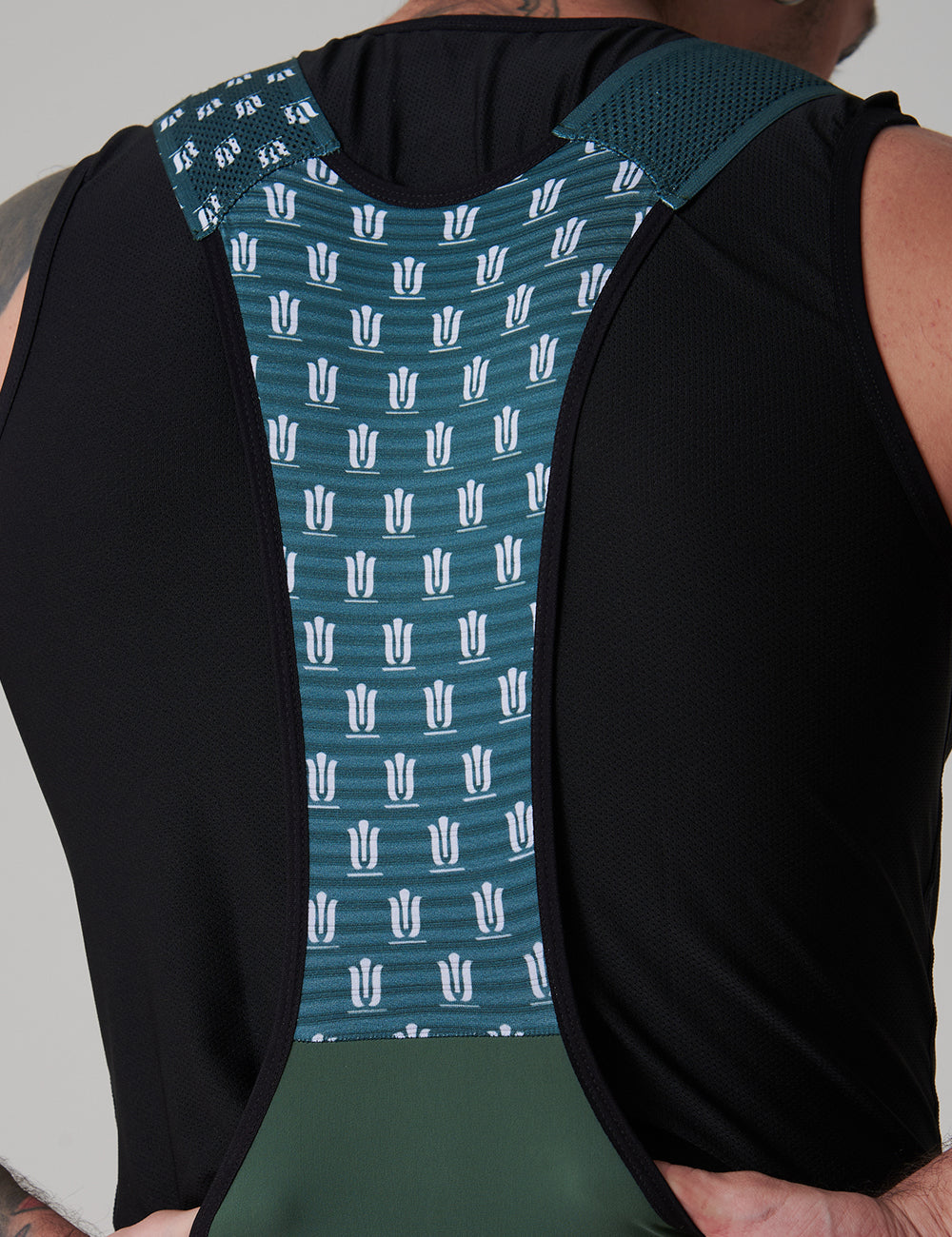 Pantaloneta Hibrid Hombre - Cypress