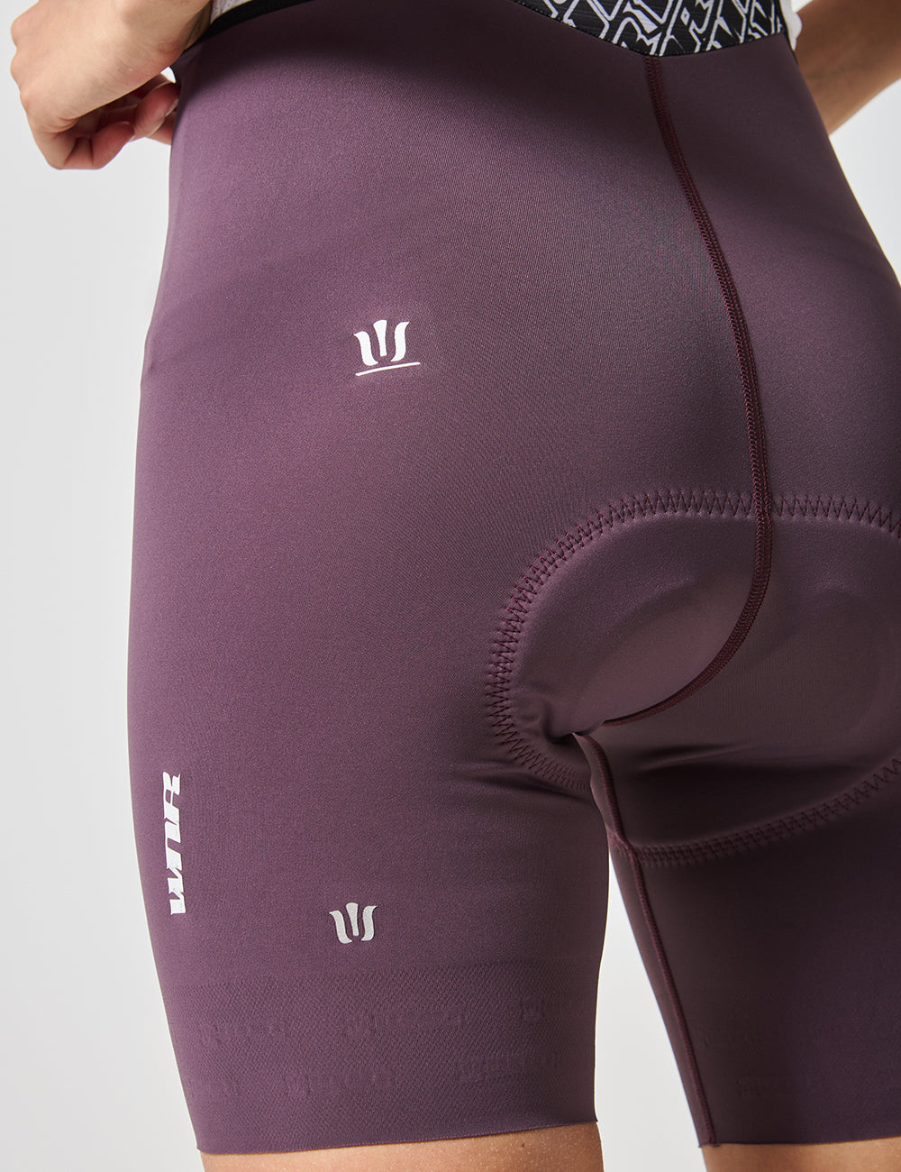 Pantaloneta Sin Costuras Deluxe Mujer - Grape