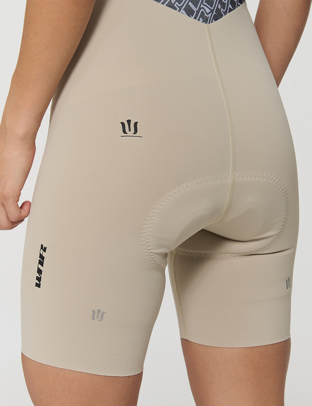 Pantaloneta Sin Costuras Deluxe Mujer - Sand